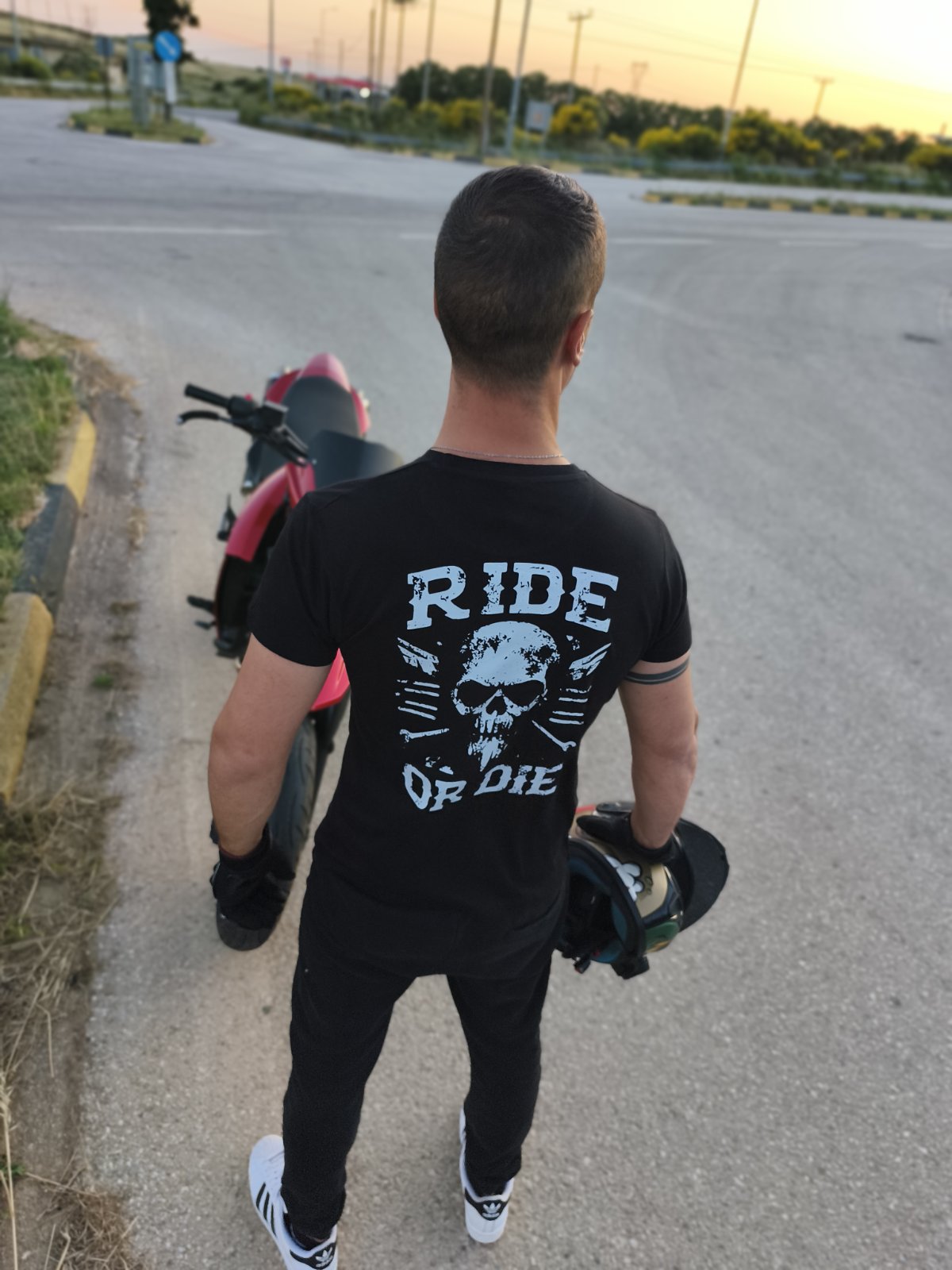 MEDUSAA T-SHIRT "RIDE OR DIE"