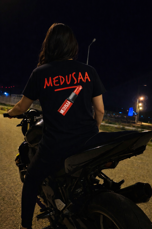 MEDUSAA T-SHIRT "LIPSTICK"